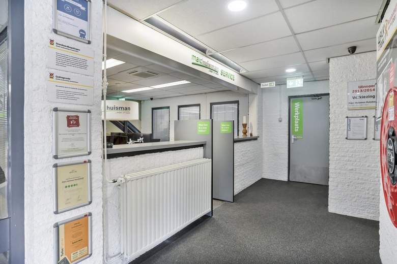 BedrijfsruimteaanA. van Leeuwenhoekweg 1 - 5<br/> inAlphen aan den Rijn BedrijfsruimteaanA. van Leeuwenhoekweg 1 - 5<br/> inAlphen aan den Rijn