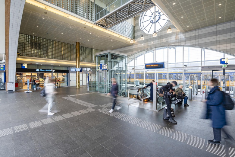 WinkelruimteaanStationsplein 6<br/> inHilversum WinkelruimteaanStationsplein 6<br/> inHilversum