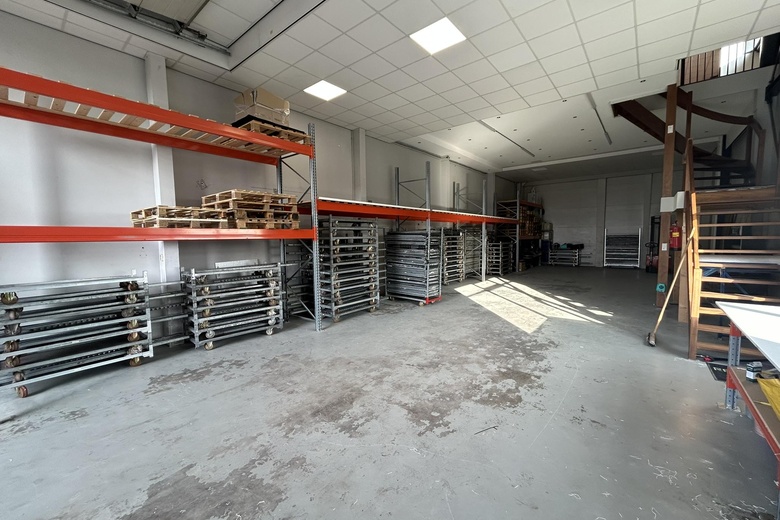 BedrijfsruimteaanOud Camp 19 c<br/> inMaasland