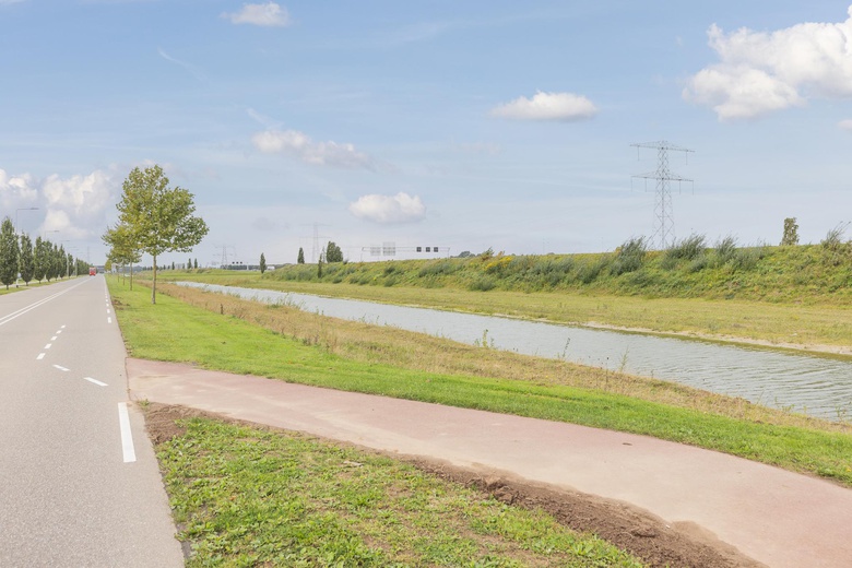 BedrijfsruimteaanRietgraafsingel 6<br/> inOosterhout