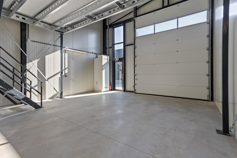 BedrijfsruimteaanHoltmede 13 d<br/> inZutphen