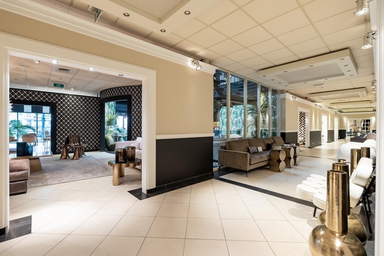 BedrijfsruimteaanWeerlaan 1<br/> inHillegom