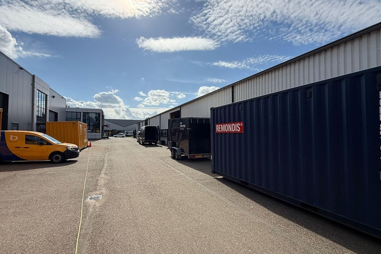 BedrijfsruimteaanViltweg 1 A<br/> in's-Gravendeel