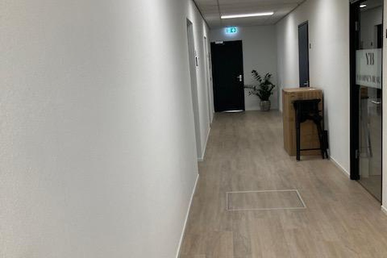 KantoorruimteaanEditiestraat 31<br/> inAlmere KantoorruimteaanEditiestraat 31<br/> inAlmere