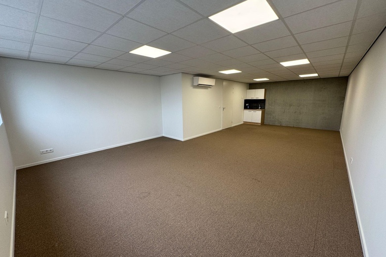 BedrijfsruimteaanGraaf van Solmsweg 99 E 37<br/> inDen Bosch BedrijfsruimteaanGraaf van Solmsweg 99 E 37<br/> inDen Bosch
