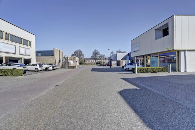 BedrijfsruimteaanAmbachtsstraat 75<br/> inWinterswijk BedrijfsruimteaanAmbachtsstraat 75<br/> inWinterswijk