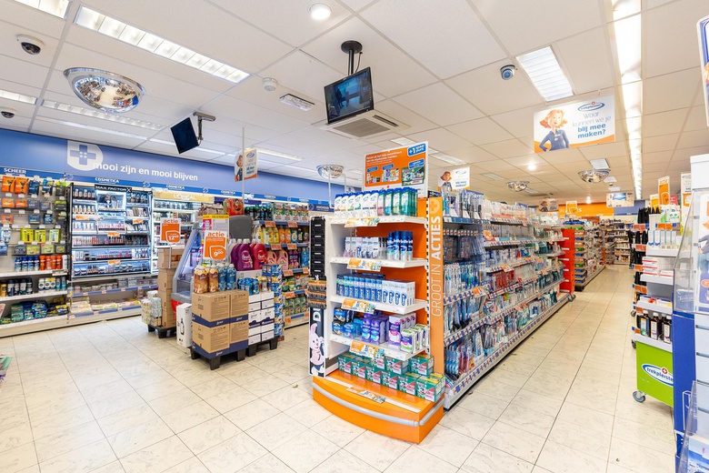 WinkelruimteaanKanaalstraat 75<br/> inLisse WinkelruimteaanKanaalstraat 75<br/> inLisse