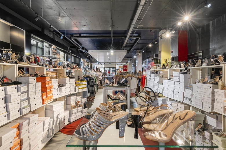 WinkelruimteaanRijnstraat 48<br/> inArnhem WinkelruimteaanRijnstraat 48<br/> inArnhem