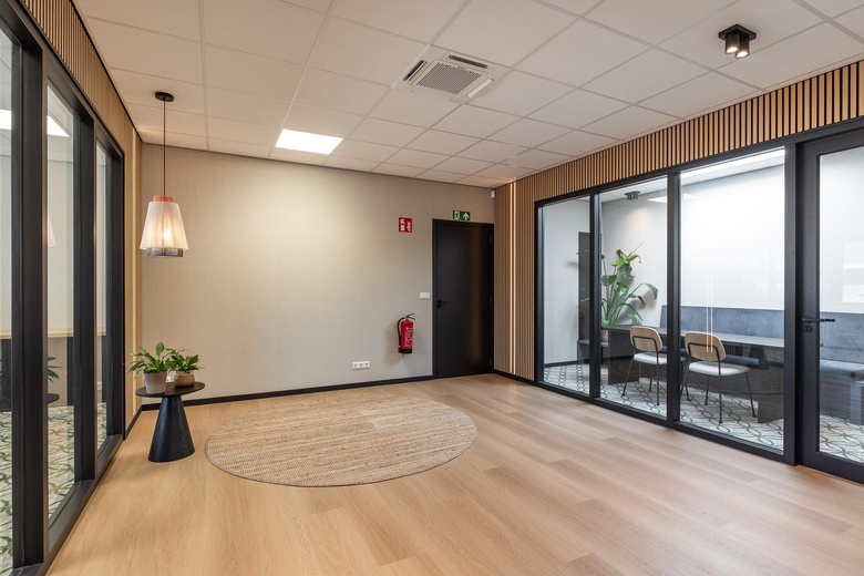 BedrijfsruimteaanBoerhaaveweg 48en 50<br/> inIJsselstein