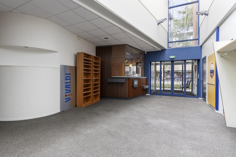 KantoorruimteaanBlokfluitlaan 19<br/> inOldenzaal KantoorruimteaanBlokfluitlaan 19<br/> inOldenzaal