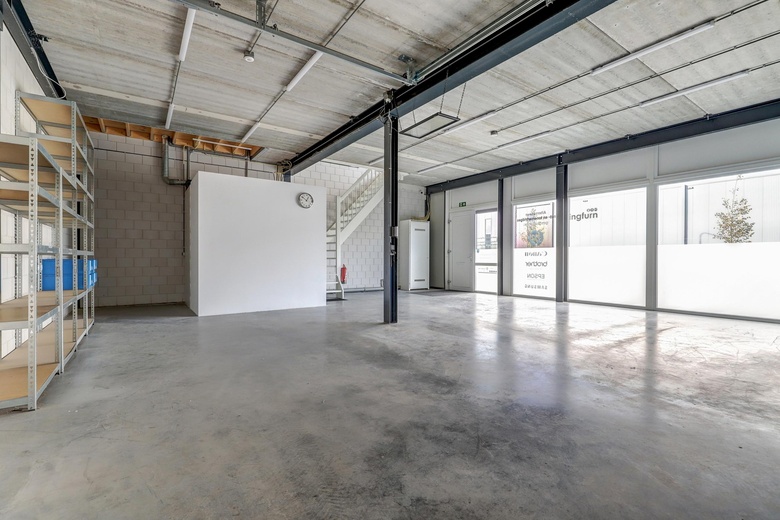 BedrijfsruimteaanIndustrieweg 4 b<br/> inElst