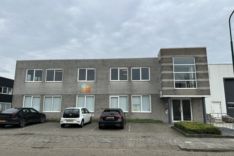 Bekijk foto 1 van Peppelkade 17