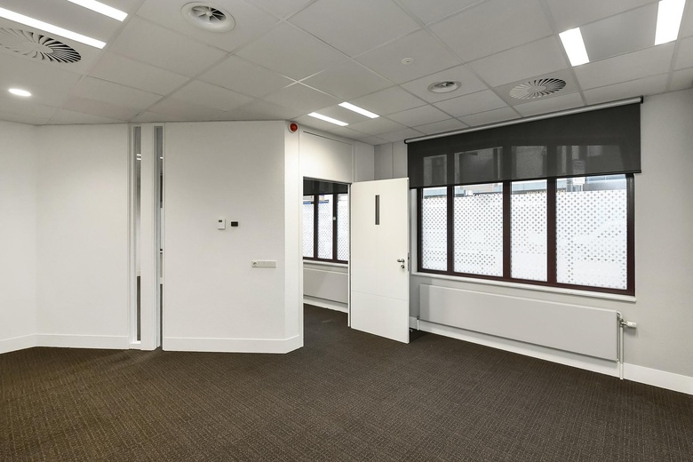 KantoorruimteaanHoofdstraat 135<br/> inVelp