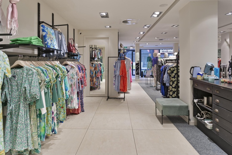 WinkelruimteaanBergstraat 14<br/> inRoermond WinkelruimteaanBergstraat 14<br/> inRoermond