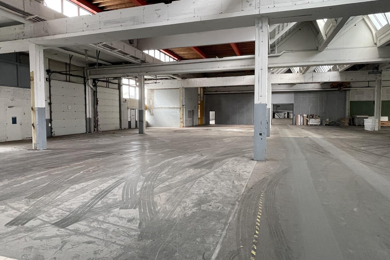 BedrijfsruimteaanSluisjesdijk 153<br/> inRotterdam