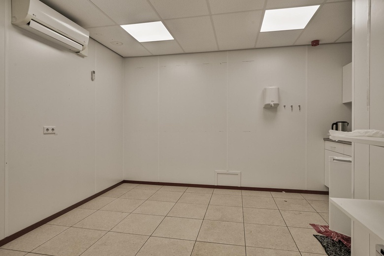 WinkelruimteaanP.C. Hooftplein 7<br/> inHarderwijk WinkelruimteaanP.C. Hooftplein 7<br/> inHarderwijk