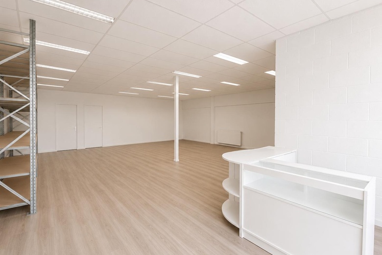 Winkelruimte Almere - Markerkant 12 6 01 - Foto 3