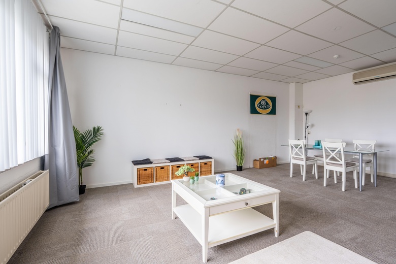 BedrijfsruimteaanWilgenkade 21<br/> inHouten