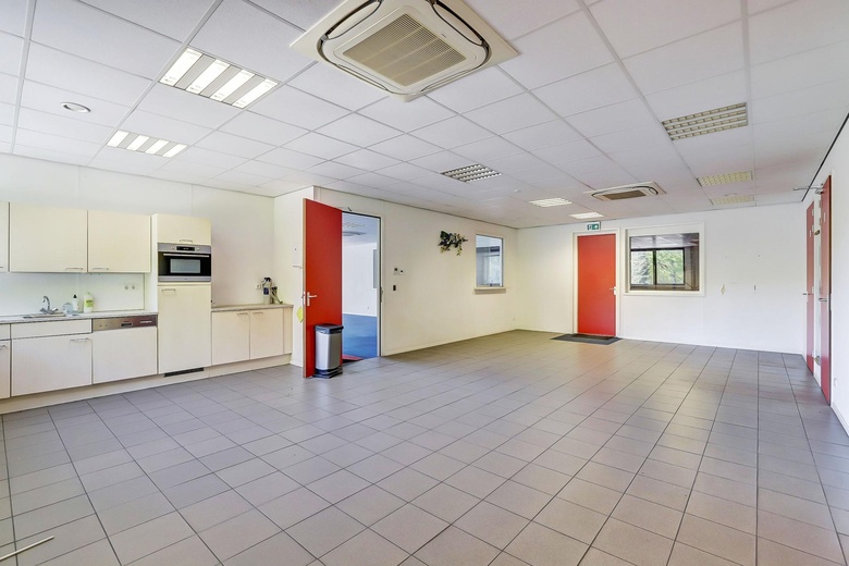 BedrijfsruimteaanKlein-Molenbeekseweg 10<br/> inBergen op Zoom BedrijfsruimteaanKlein-Molenbeekseweg 10<br/> inBergen op Zoom