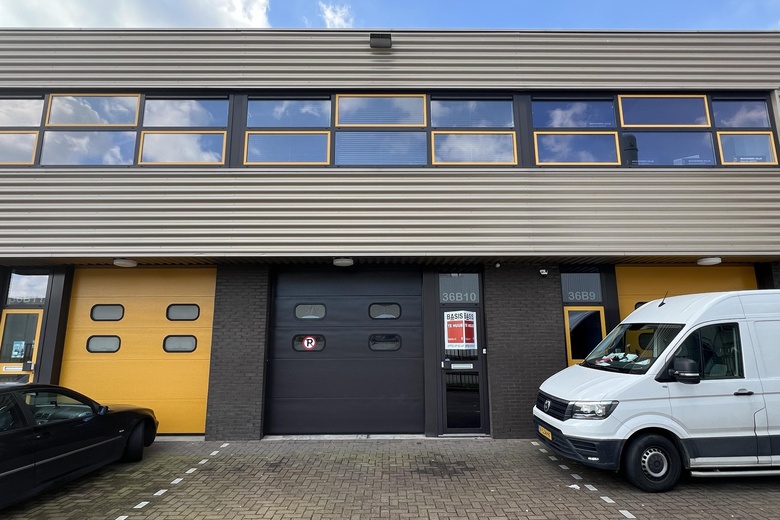 Bekijk foto 1 van A. van Leeuwenhoekweg 36 B 10