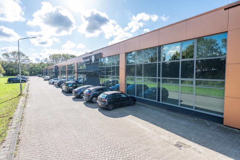 BedrijfsruimteaanHallenweg 2 - 4<br/> inBest BedrijfsruimteaanHallenweg 2 - 4<br/> inBest