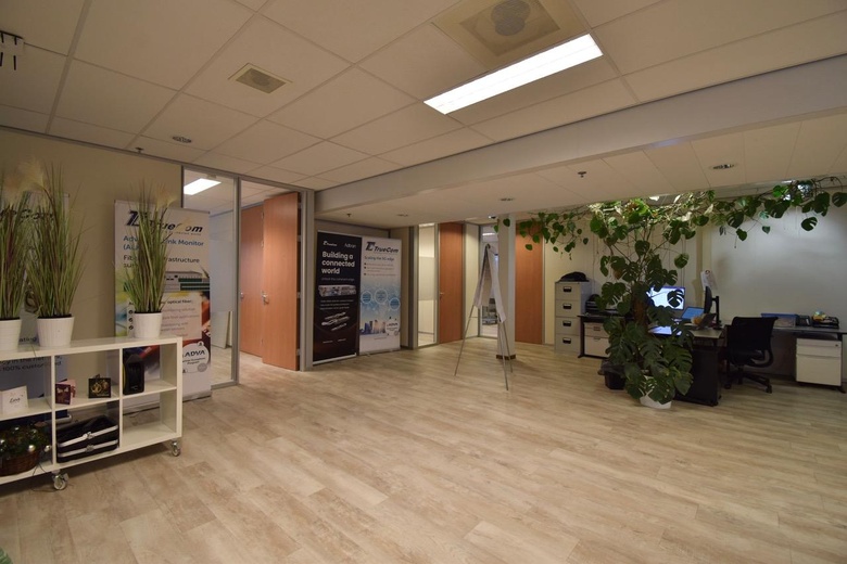 KantoorruimteaanAmsterdamsestraatweg 45 E<br/> inNaarden