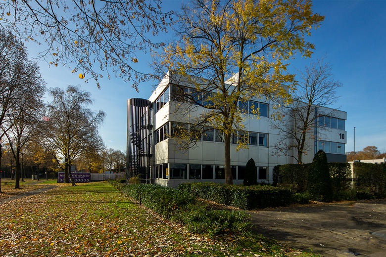 KantoorruimteaanHuis ter Heideweg 14<br/> inZeist