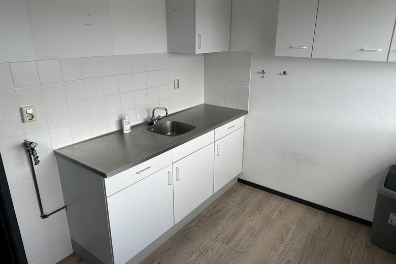 KantoorruimteaanHet Tasveld 26<br/> inHendrik-Ido-Ambacht KantoorruimteaanHet Tasveld 26<br/> inHendrik-Ido-Ambacht
