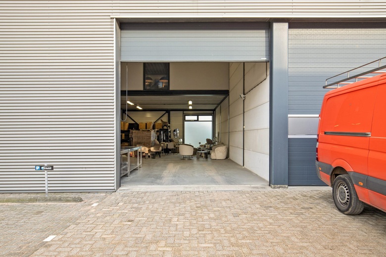 Bedrijfsruimteaan's-Gravenweg 332<br/> inNieuwerkerk aan den IJssel