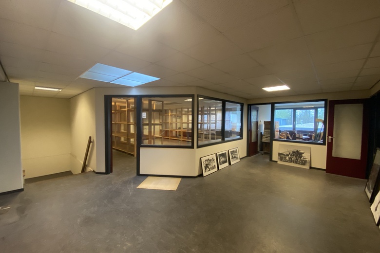 BedrijfsruimteaanElzenweg 19<br/> inWaalwijk BedrijfsruimteaanElzenweg 19<br/> inWaalwijk