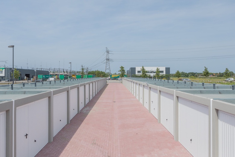 BedrijfsruimteaanWesteinde 40<br/> inOostzaan