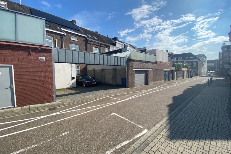 KantoorruimteaanGodsweerdersingel 23<br/> inRoermond