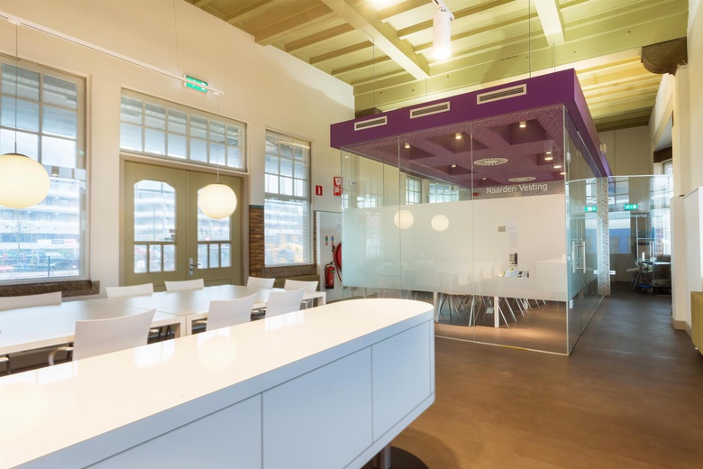 WinkelruimteaanStationsweg 3 E<br/> inBussum WinkelruimteaanStationsweg 3 E<br/> inBussum