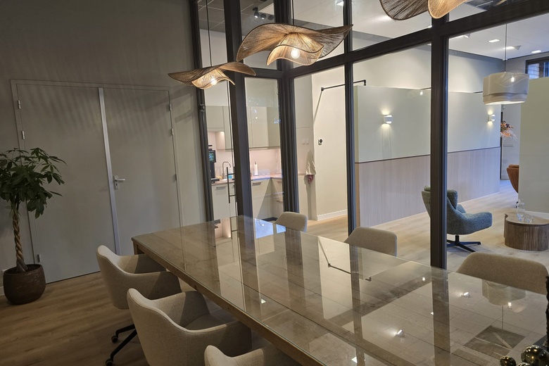 KantoorruimteaanDeventerseweg 7 b<br/> inBarendrecht