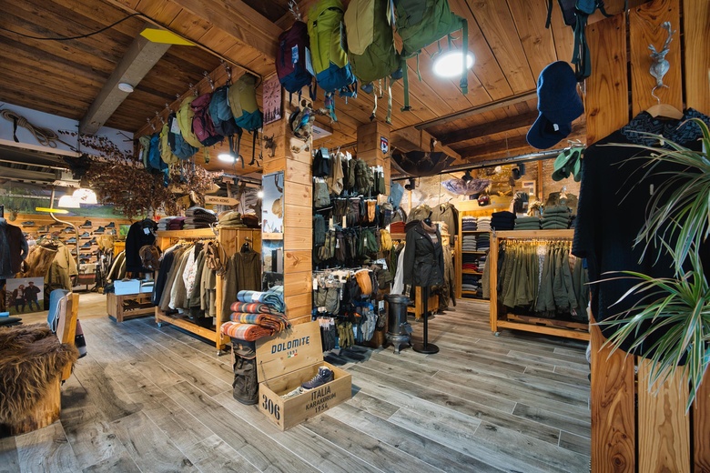 WinkelruimteaanRingdijk 26 - 28<br/> inRidderkerk