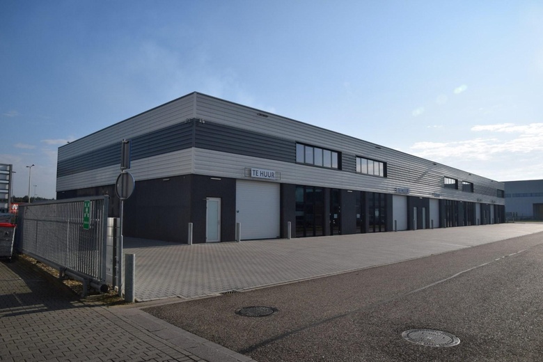 BedrijfsruimteaanMarie Curieweg 3 J<br/> inRoermond BedrijfsruimteaanMarie Curieweg 3 J<br/> inRoermond