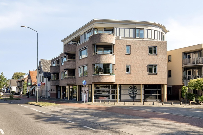 WinkelruimteaanArnhemseweg 211<br/> inApeldoorn
