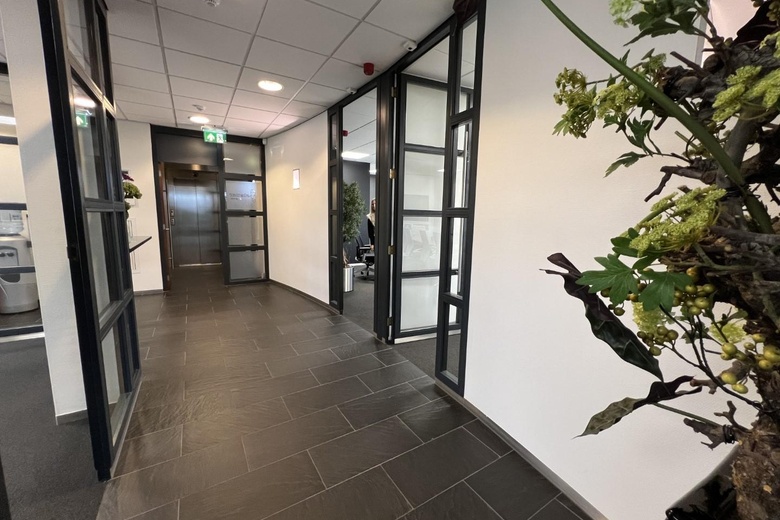 KantoorruimteaanDe Veldoven 13<br/> inHendrik-Ido-Ambacht