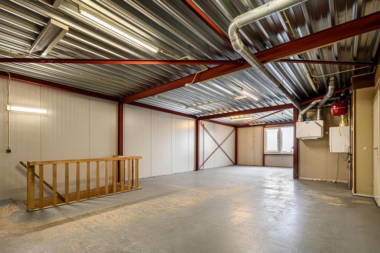 BedrijfsruimteaanSpoorstraat 19<br/> inBorculo BedrijfsruimteaanSpoorstraat 19<br/> inBorculo