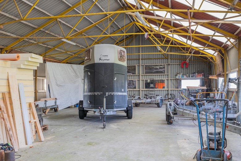 BedrijfsruimteaanVlietweg 84<br/> inLeiden BedrijfsruimteaanVlietweg 84<br/> inLeiden