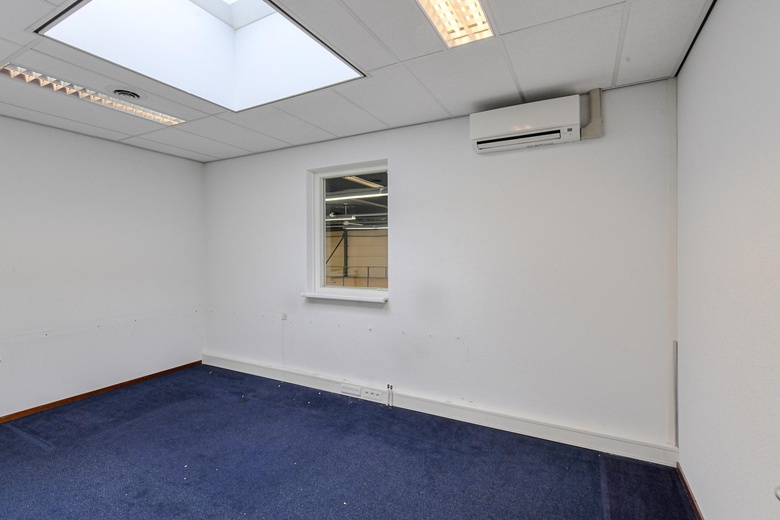 BedrijfsruimteaanVan de Reijtstraat 102<br/> inBreda BedrijfsruimteaanVan de Reijtstraat 102<br/> inBreda