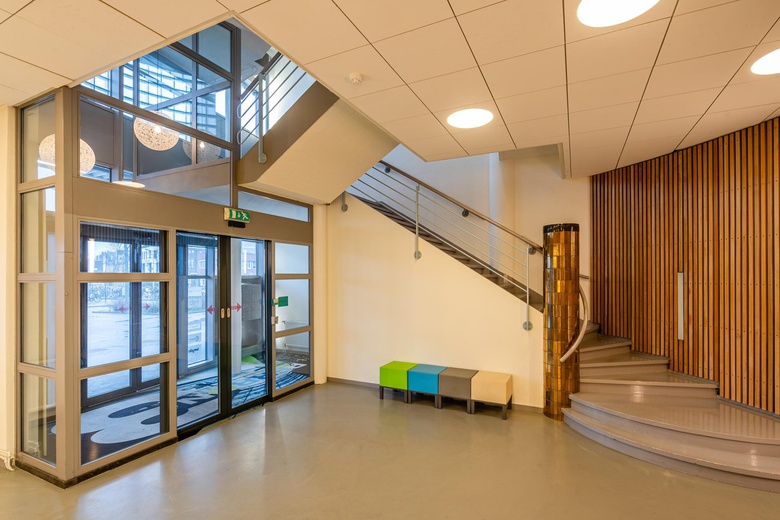 KantoorruimteaanStationsplein 3 2<br/> inHilversum