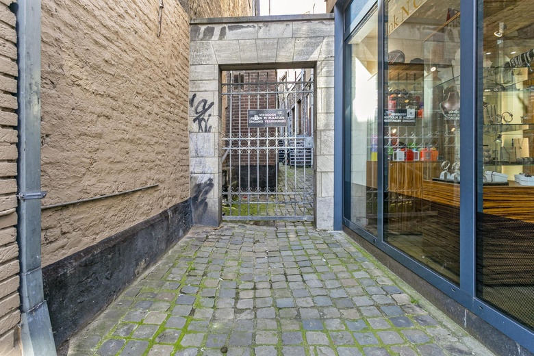 WinkelruimteaanBergstraat 14<br/> inRoermond WinkelruimteaanBergstraat 14<br/> inRoermond