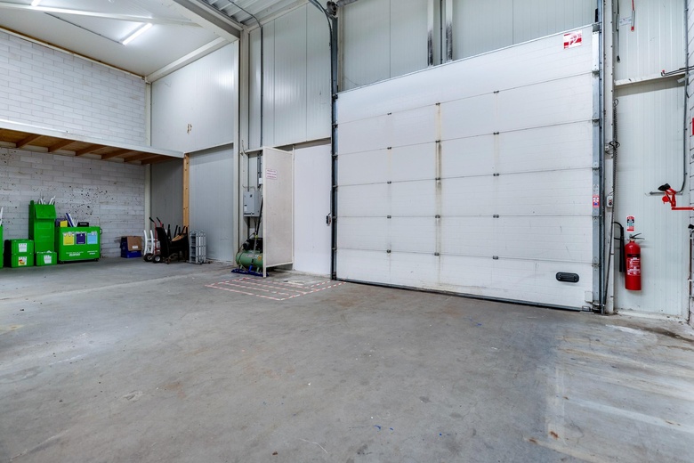 BedrijfsruimteaanZeelandweg-Oost 1<br/> inSteenbergen BedrijfsruimteaanZeelandweg-Oost 1<br/> inSteenbergen