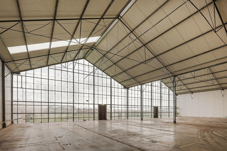 BedrijfsruimteaanPoelweg 12<br/> inDe Kwakel