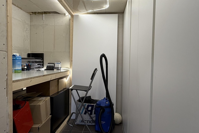 BedrijfsruimteaanBeitelstraat 67 n<br/> inEdam