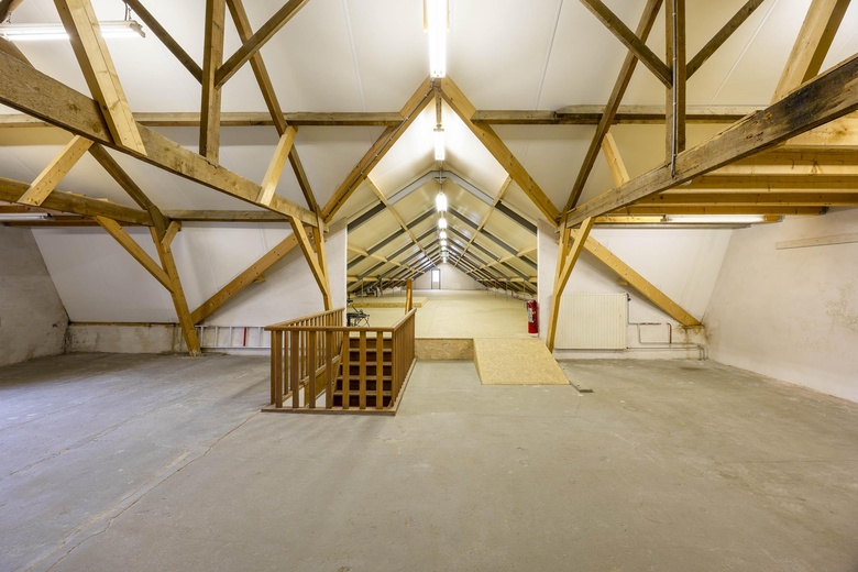 BedrijfsruimteaanOoster Thienweg 4<br/> inOostrum