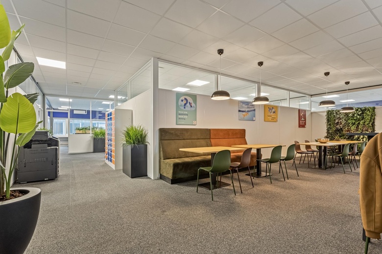 BedrijfsruimteaanTieleman en Drosweg 17<br/> inLeiden