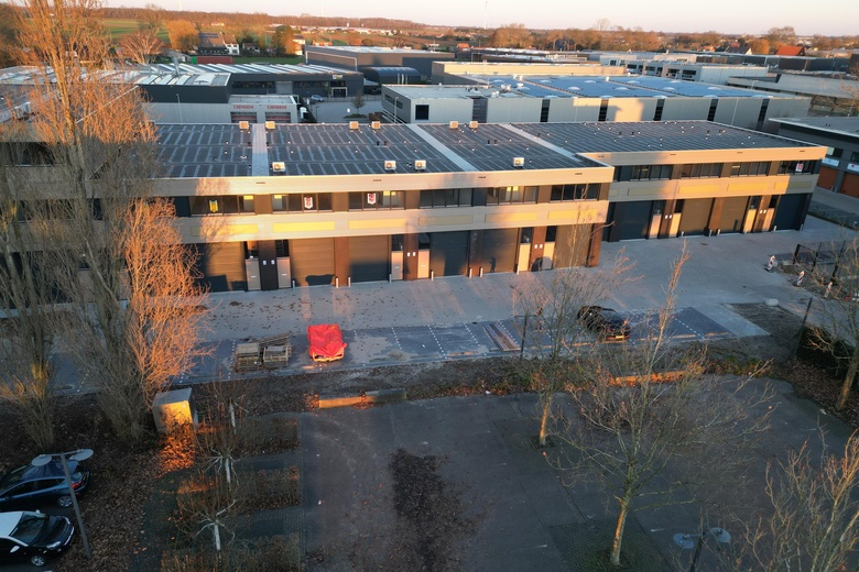 BedrijfsruimteaanReedijk 8 F 24<br/> inHeinenoord