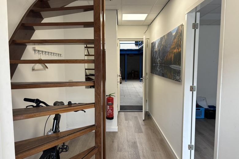 BedrijfsruimteaanAnthonetta Kuijlstraat 51 A<br/> inRotterdam